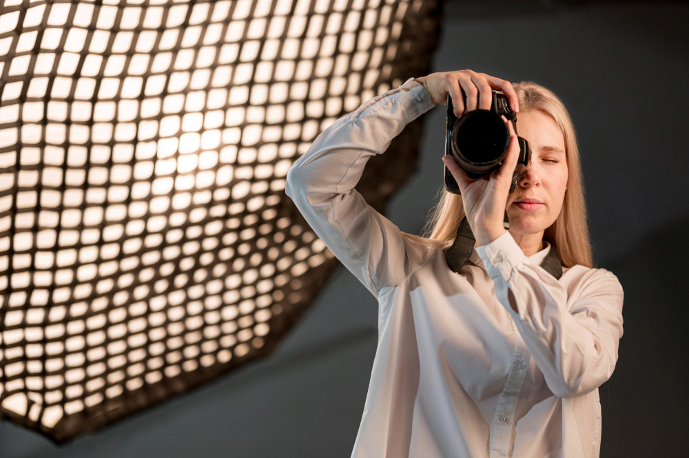 Mastering Photographic Lighting: From Perception to Personal Style