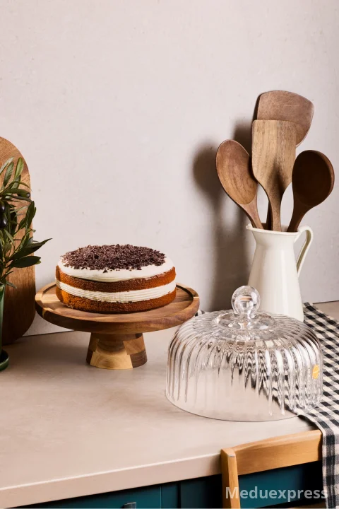 PEROTTİ Lion Akasya Standlı Cam Kek Fanusu Ayaklı 22 Cm