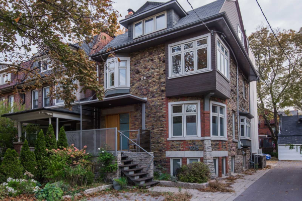 195 Madison Ave, Toronto
