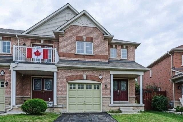11 Copperfield Rd, Brampton