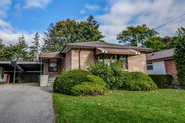 34 Saskatoon Dr, Toronto