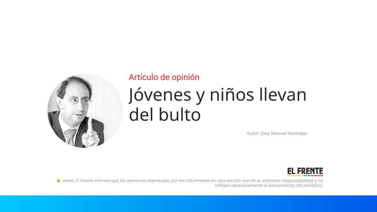 Jóvenes y niños llevan del bulto imagen de la publicación