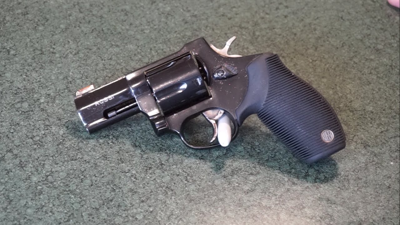 Rossi Model R44102 .44 Magnum Revolver Table Top Review!