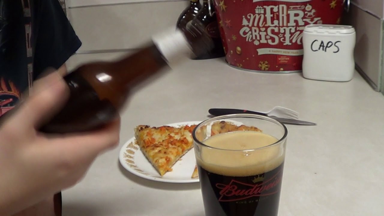 Beer And Sammich Time: Buffalo Chicken Pizza & Leinenkugel Snowdrift Vanilla Porter
