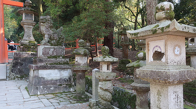 A stone lion oversees part of the park's walkway.