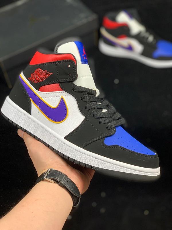 jordan 1 mid lakers top 3