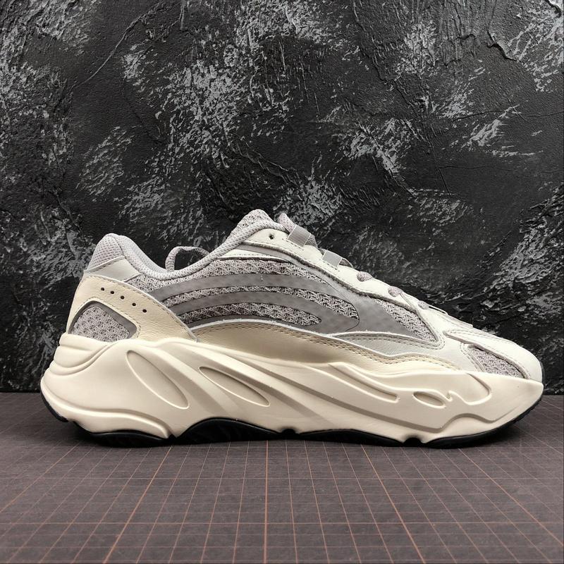 yeezy 700 silver