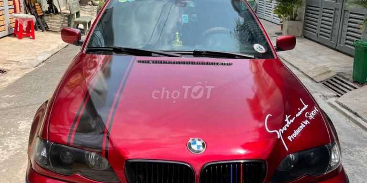 Có nên mua xe BMW 320i cũ không?