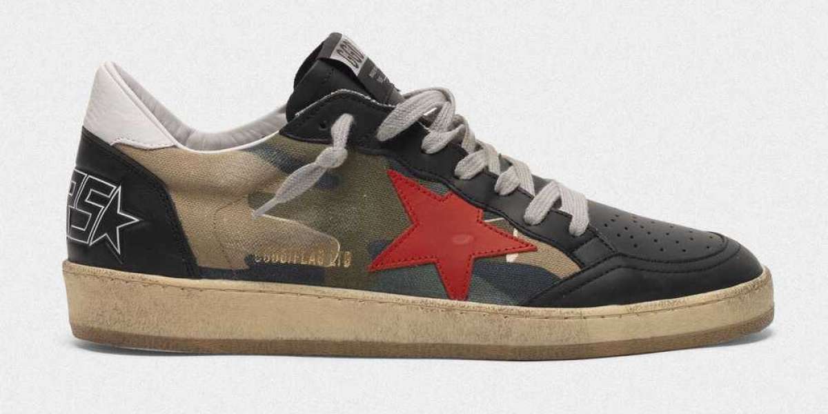 Golden Goose Sneakers