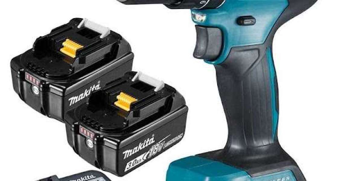 Máy khoan búa vặn vít dùng pin Makita DHP485SFE 18V review có tốt không?