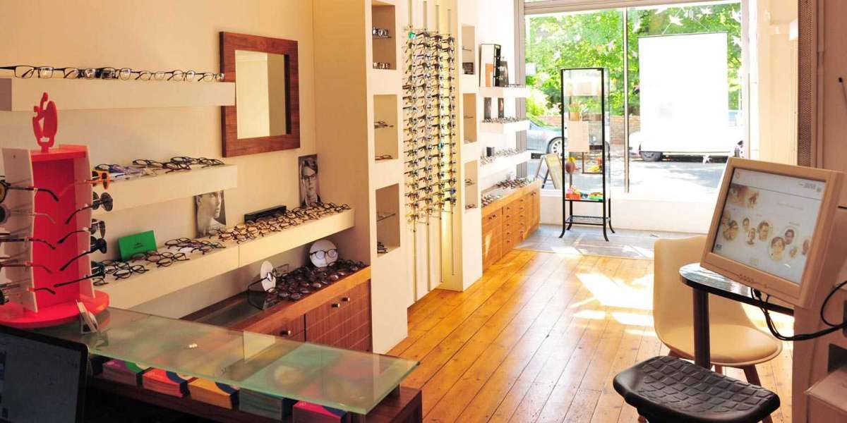 How to Find the Best Opticians in London