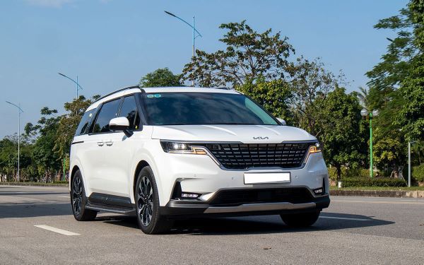 Đánh giá, hình ảnh chi tiết nội thất KIA Carnival 2022: khoang lái, các hàng ghế, tiện nghi