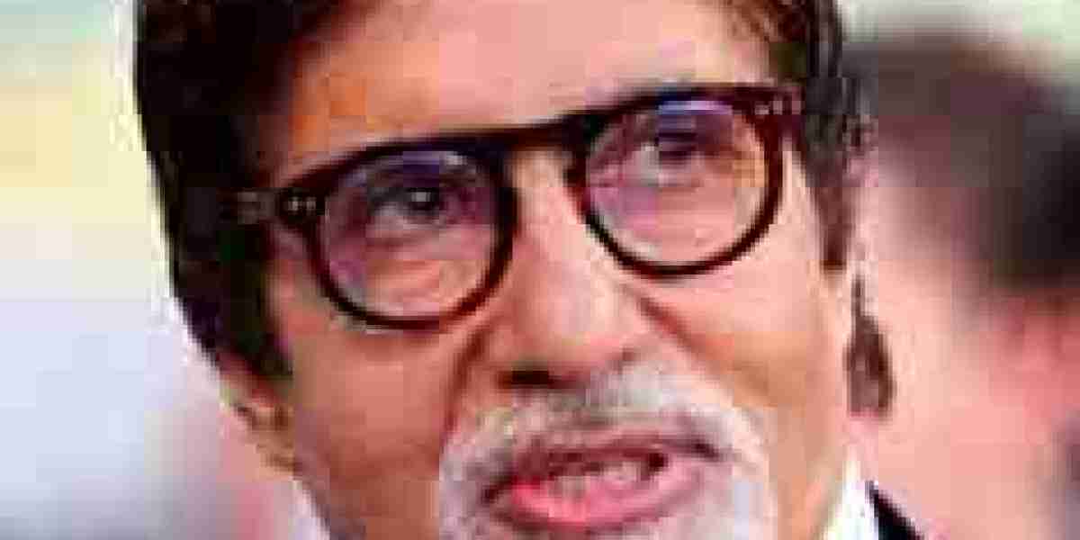 Unveiling the Charismatic Aura of Amitabh Bachchan: A Pioneer in Indian Film Industry