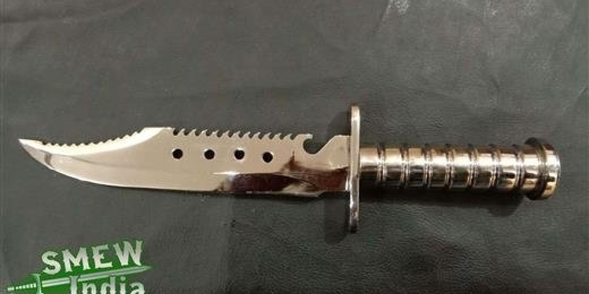 Commando Steel Dagger: Bridging Past and Present with Exquisite Craftsmanship