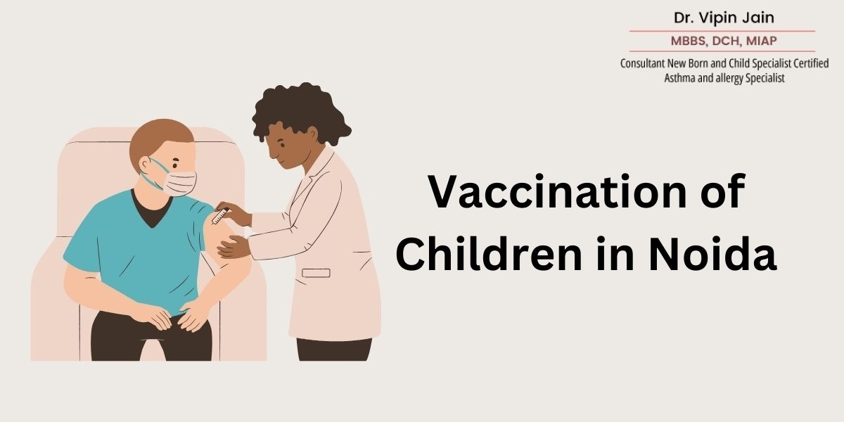 Vaccination of Children in Noida