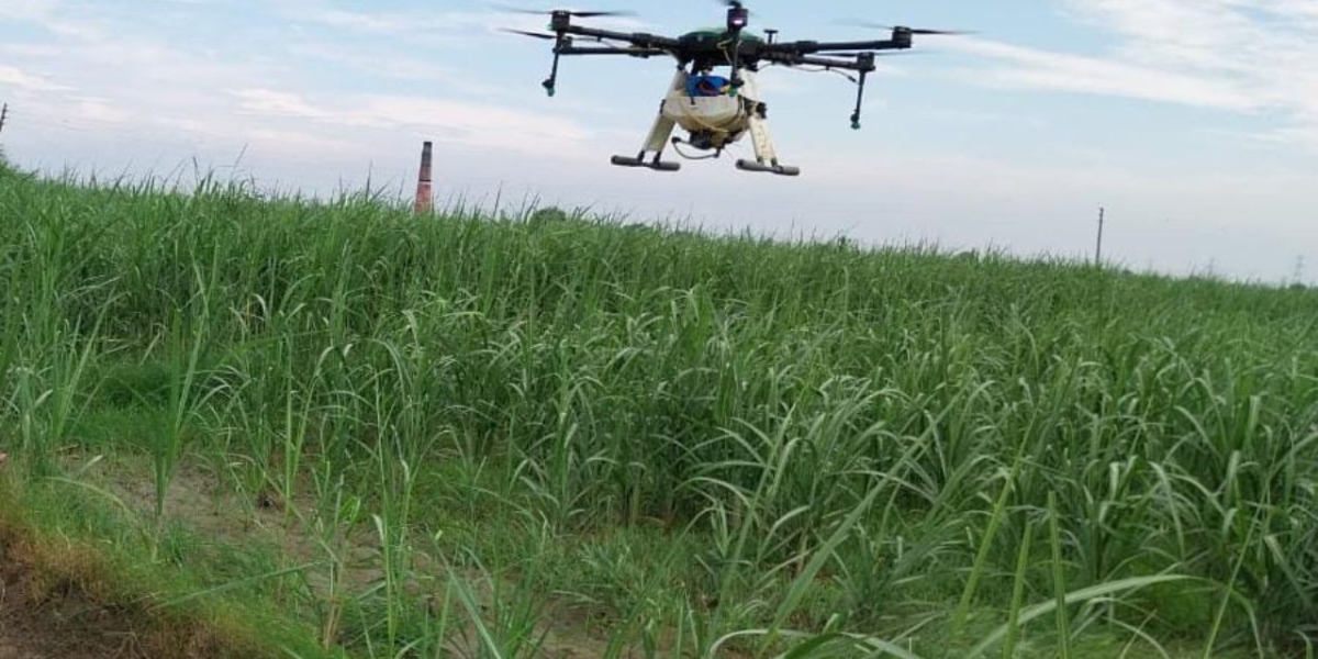 ENHANCING FARMING EFFICIENCY: MAPPING AND SURVEILLANCE WITH AGRICULTURAL SPRAYING DRONES