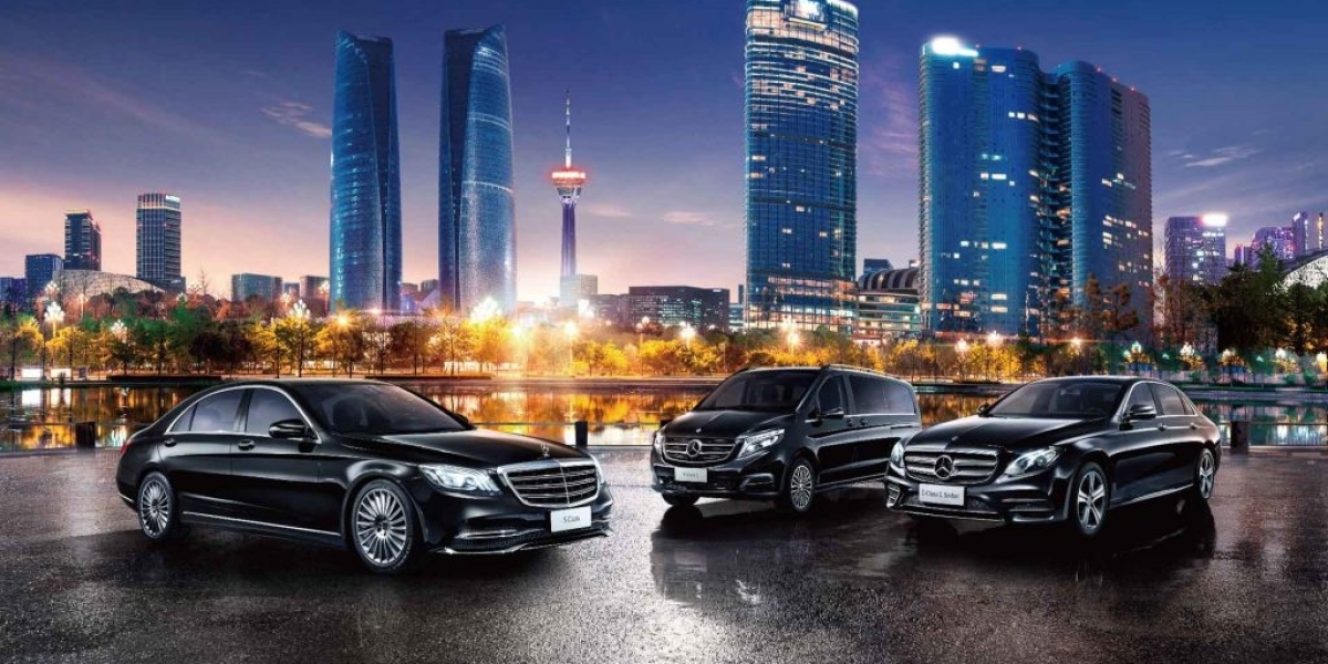 Elevate Your Travel Experience with Limousine Service