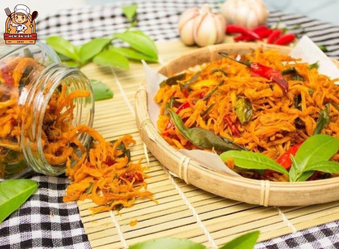 3 bước Làm Khô Gà Tại Nhà Chuẩn Ngon - Hẻm ăn vặt