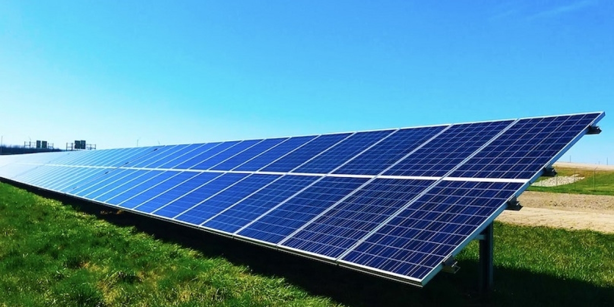 Solar Modules and Inverters for Sustainable Living