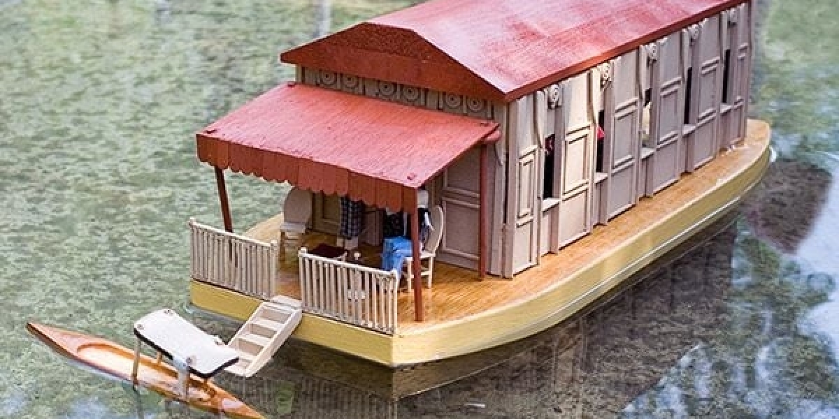 Effortlessly Book Houseboats Online in Srinagar