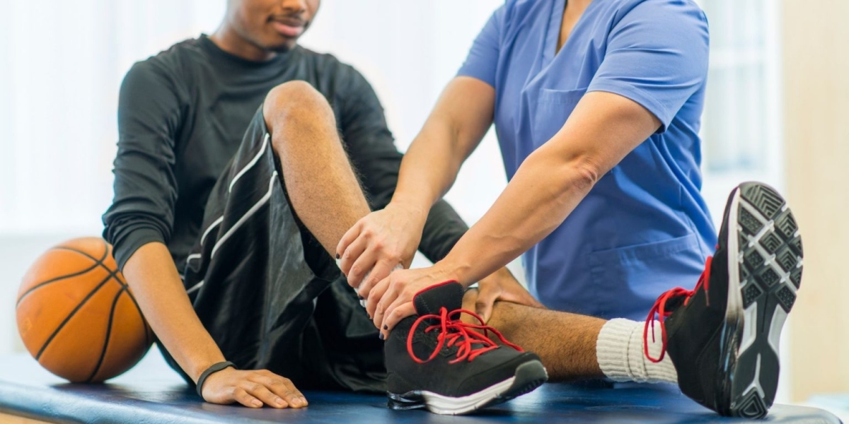 Sports Physical Therapy: Injury Prevention, Treatment, and Rehabilitation