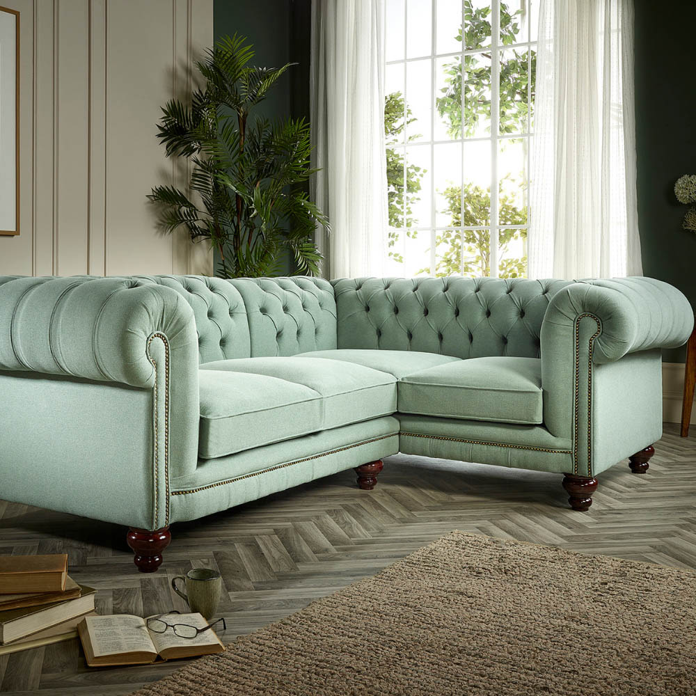 Choosing Between a Chesterfield Corner Sofa and a Standard Sofa