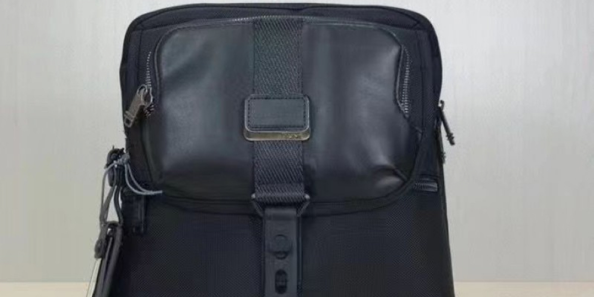 Tumi Taiwan: 解鎖時尚與實用並重的側邊背包新風尚 —— 深度探索Tumi Side Backpack