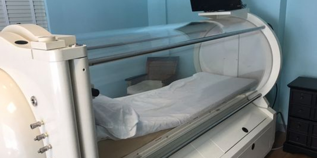 Exploring Hyperbaric Oxygen Therapy: Applications for Wound Healing, Poisoning, and Infections