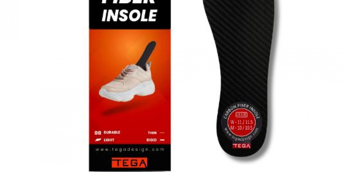 Athlete Recovery Strategies: Incorporating Rigid Carbon Fiber Insoles