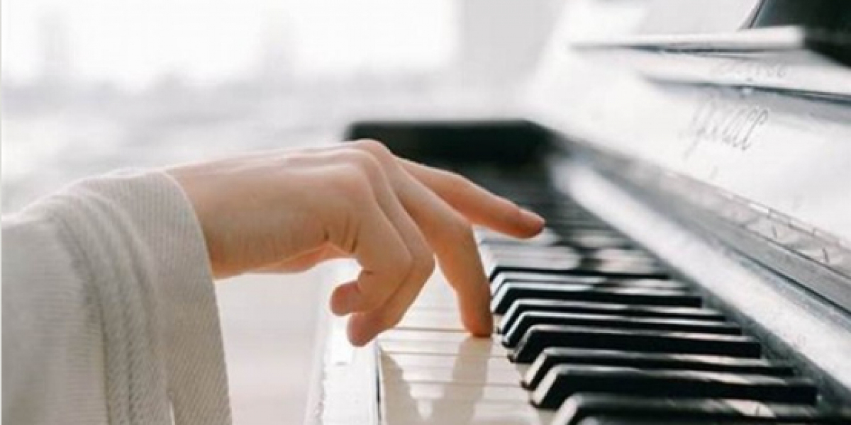 Why Virtual Piano Lessons Are Perfect for Adult Learners