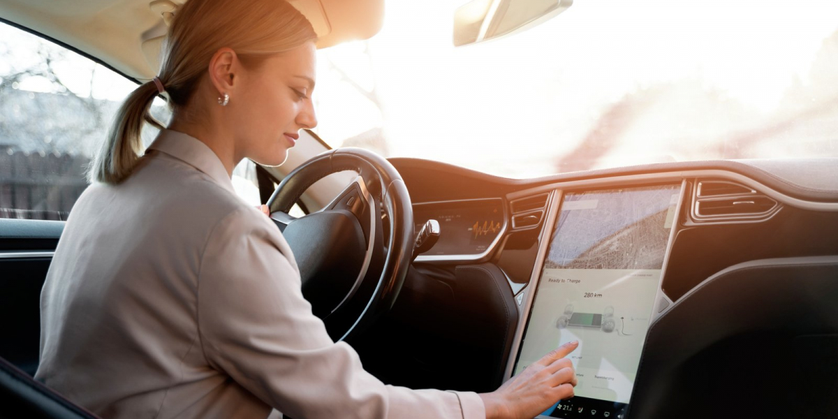 Best Way to Develop Vehicle Tracking and Fleet Management System