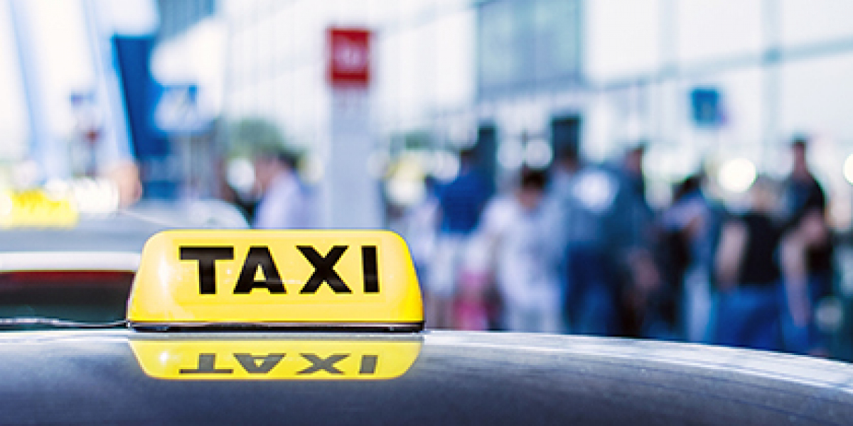 Airport Taxi Etiquette: Tips for Travelers