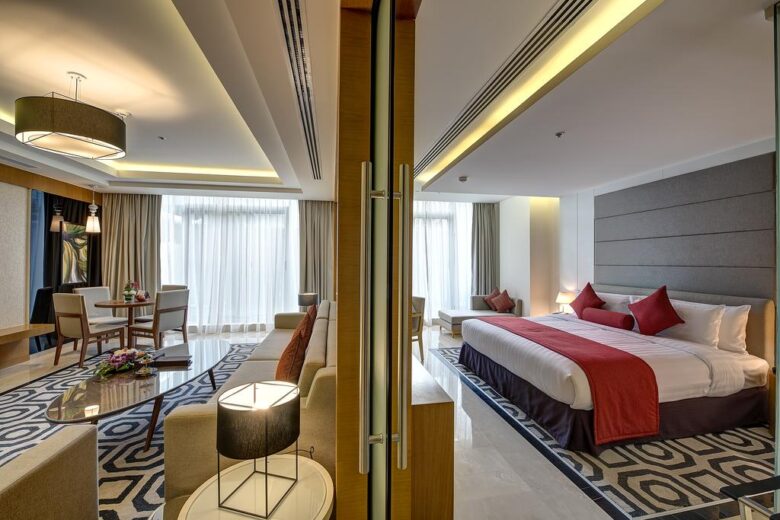 Luxury Business Hotel Dubai | Hotel near to Dubai Airport