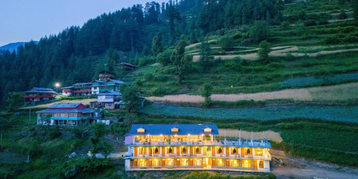 Luxury Hostel and Hotel in Shoja with Exclusive Offers: Moustache Escapes