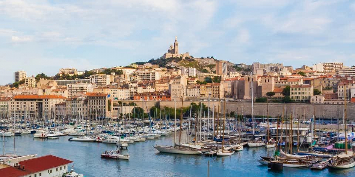 Marseille Travel Guide: Must-Visit Sites and Local Secrets