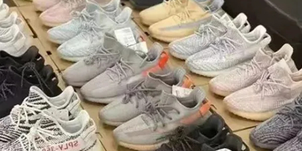 YEEZY椰子是什麼？