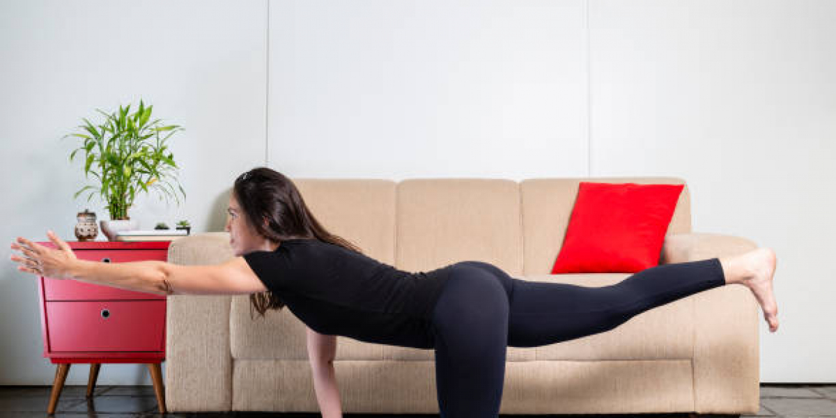 Kickstart Your Fitness: 4 Best Core Exercises for Beginners