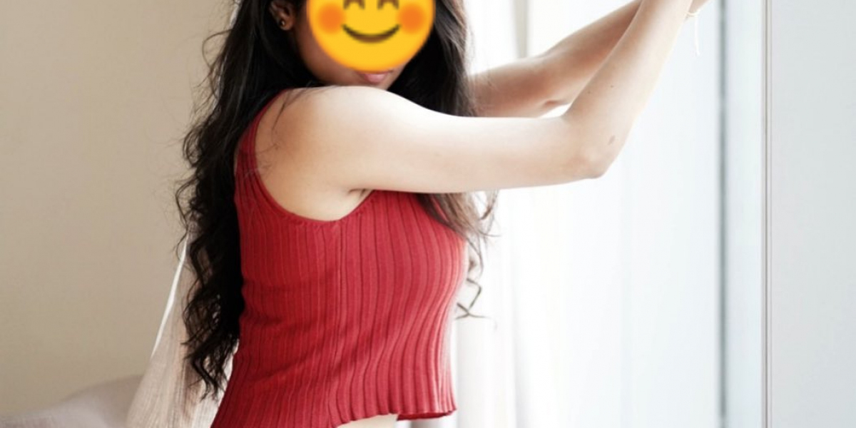 Dubai Indian Escort Service	+971585492620