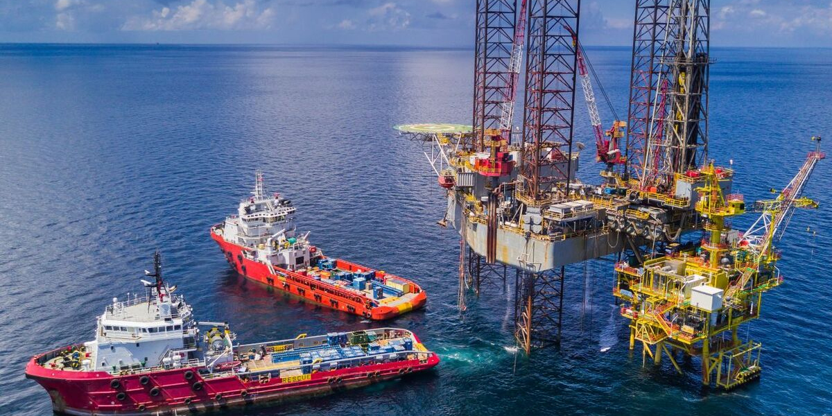 United States Offshore Drilling Rigs Market  Insights and Strategic Trends Review 2024 - 2032