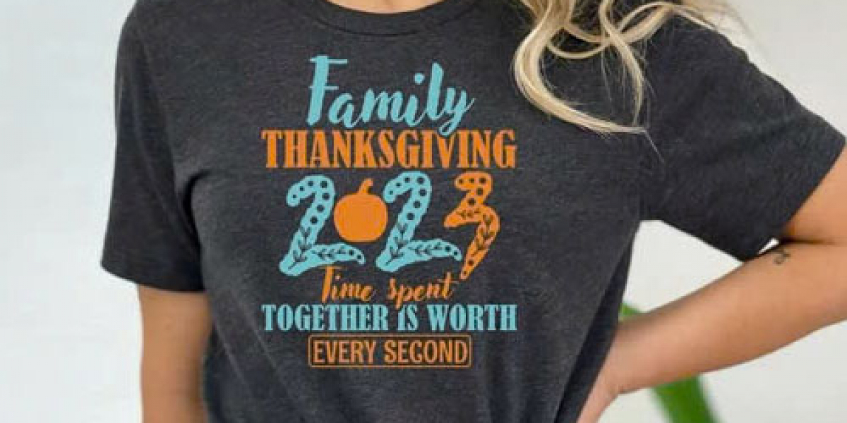 Thanksgiving in Style: How POD T-Shirts Enhance Family Gatherings