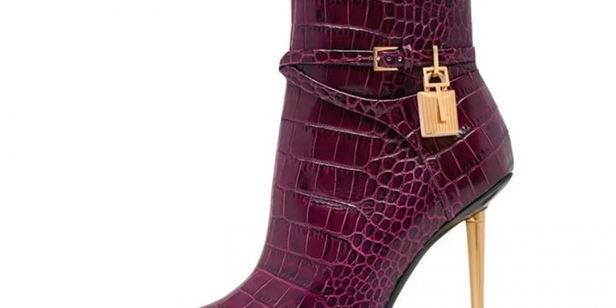 Ankle Boots: Your Go-To Fall Footwear