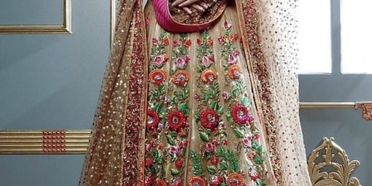 Experience Luxury and Tradition with Rema Ahsan’s Farshi Lehengas