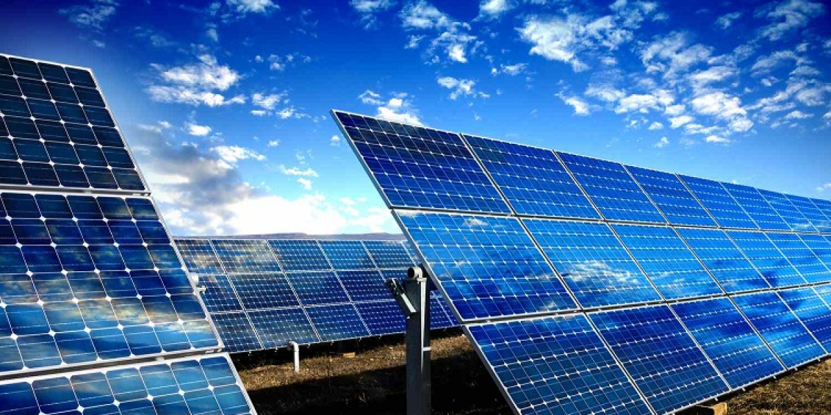 India Solar Energy Market: Key Drivers Include Carbon Reduction & Policies