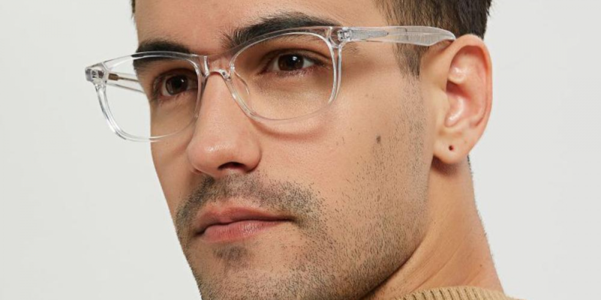 Clear Frame Glasses: The Modern Accessory for Any Look