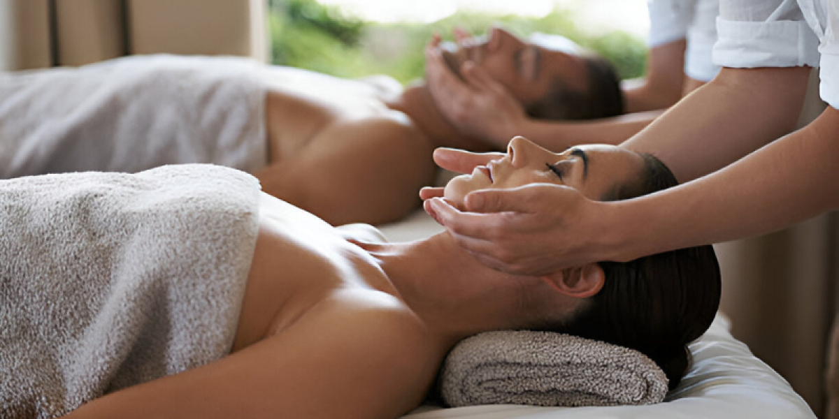 Couple Massage in Anna Nagar