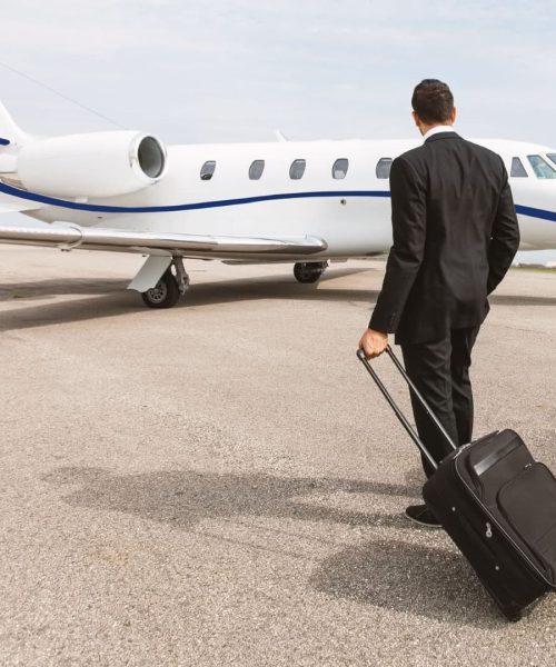 Bristol To Lichfield Taxi Service | Airport Transfers Service in Bristol