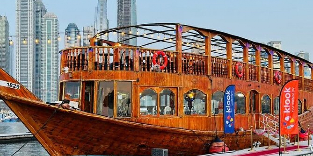 Dhow Cruise Dubai: A Magical Journey Through Dubai’s Water