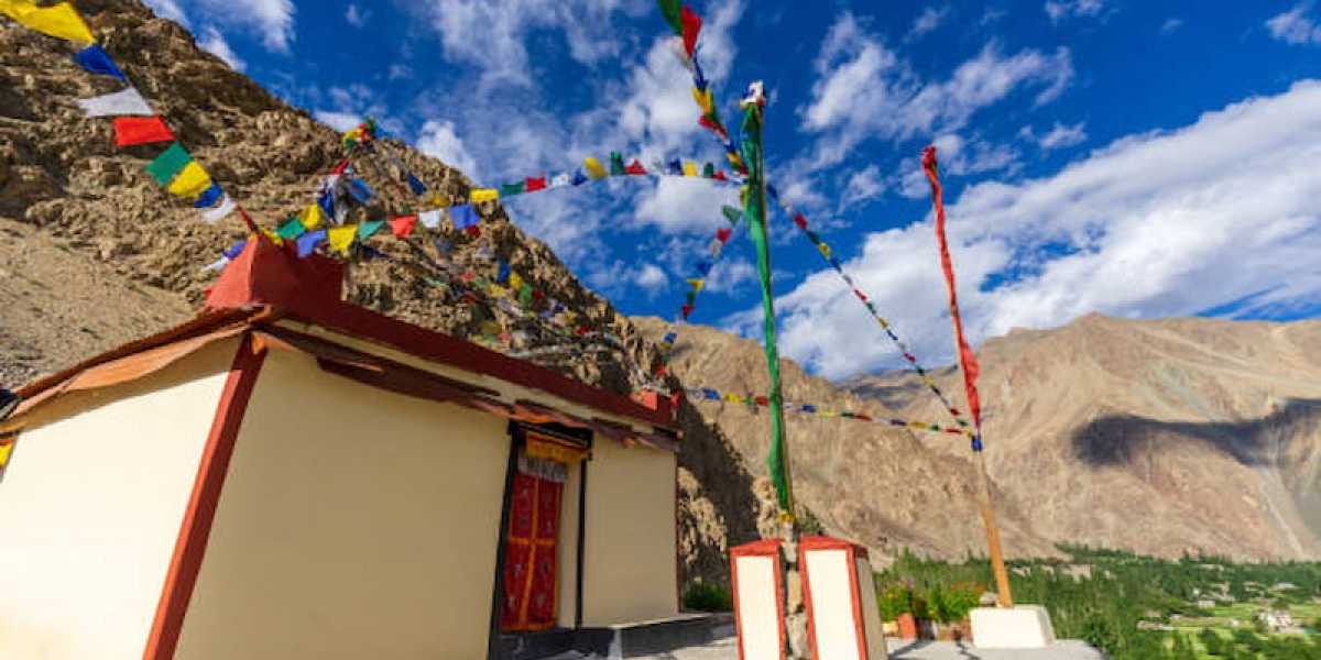 Top 10 Hidden Tourist Places in Leh Ladakh