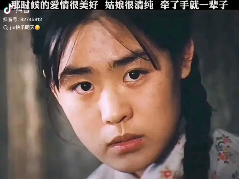 在生活中,“一天一苹果,医生远离我”这句老话想必大家都听过。苹果就像家家户户必备的“常客”,饭前、饭后或是嘴馋时,随手拿来咬一口,清甜多汁的滋味让人甚是喜爱。然而,多数人吃苹果只是贪图那好口感,却未深思它给身体带来的益处。
